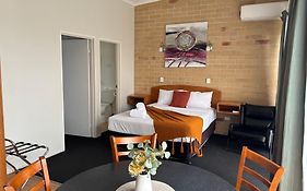 Caboolture Riverlakes Boutique Motel